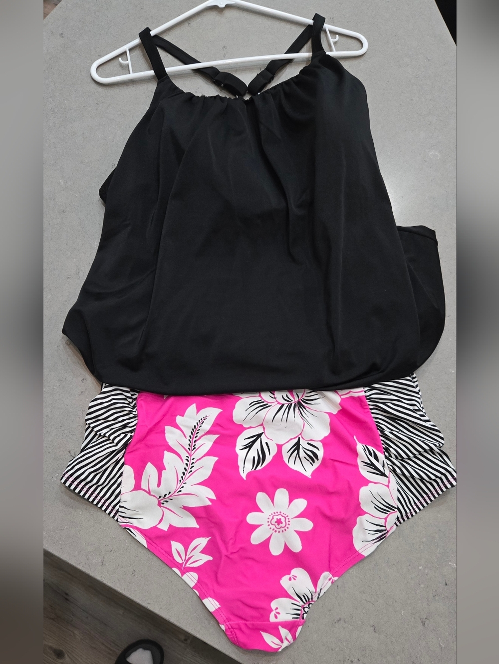 Takini***Layne Bryant Bathing Suit Top And Torrid Bathing Suit Buttoms.